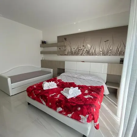 La Terrazza Sul Mare فندق مبيت وإفطار أوترانتو