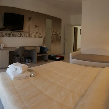 فندق مبيت وإفطار La Terrazza Sul Mare 4*