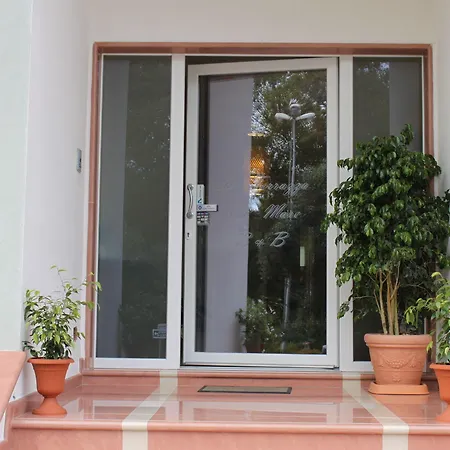 فندق مبيت وإفطار La Terrazza Sul Mare