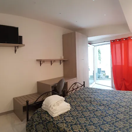 La Terrazza Sul Mare Alojamento de Acomodação e Pequeno-almoço Otranto