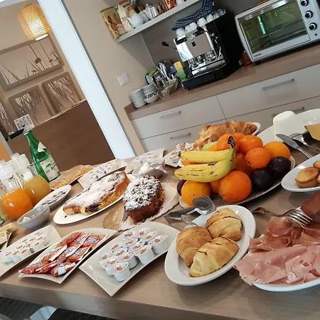 La Terrazza Sul Mare Alojamento de Acomodação e Pequeno-almoço 4*